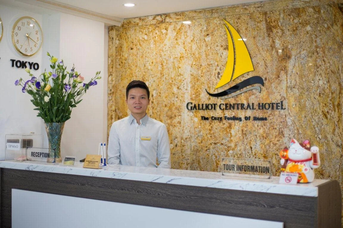 Galliot Central Hotel