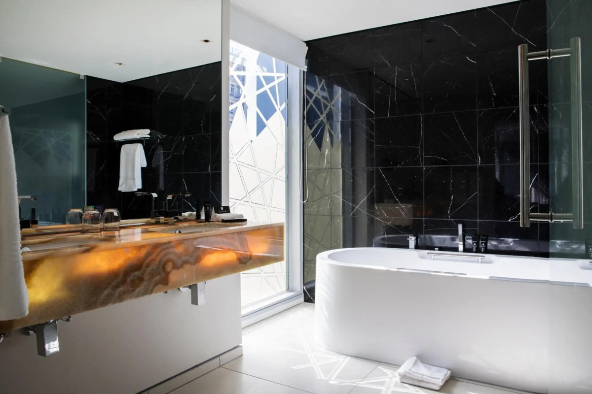 The Capital 15 on Orange Hotel & Spa