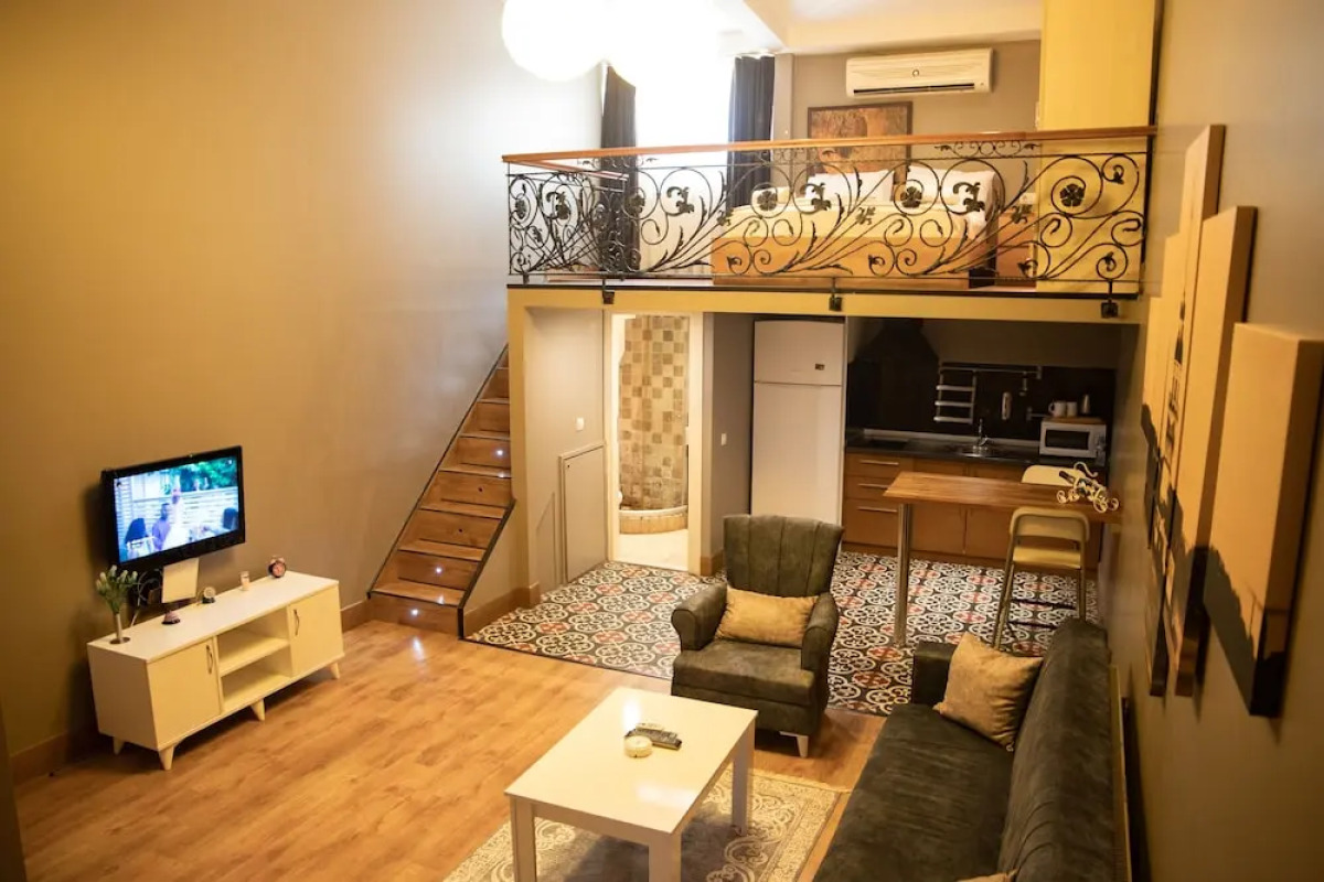 The Hera Suit Hotels