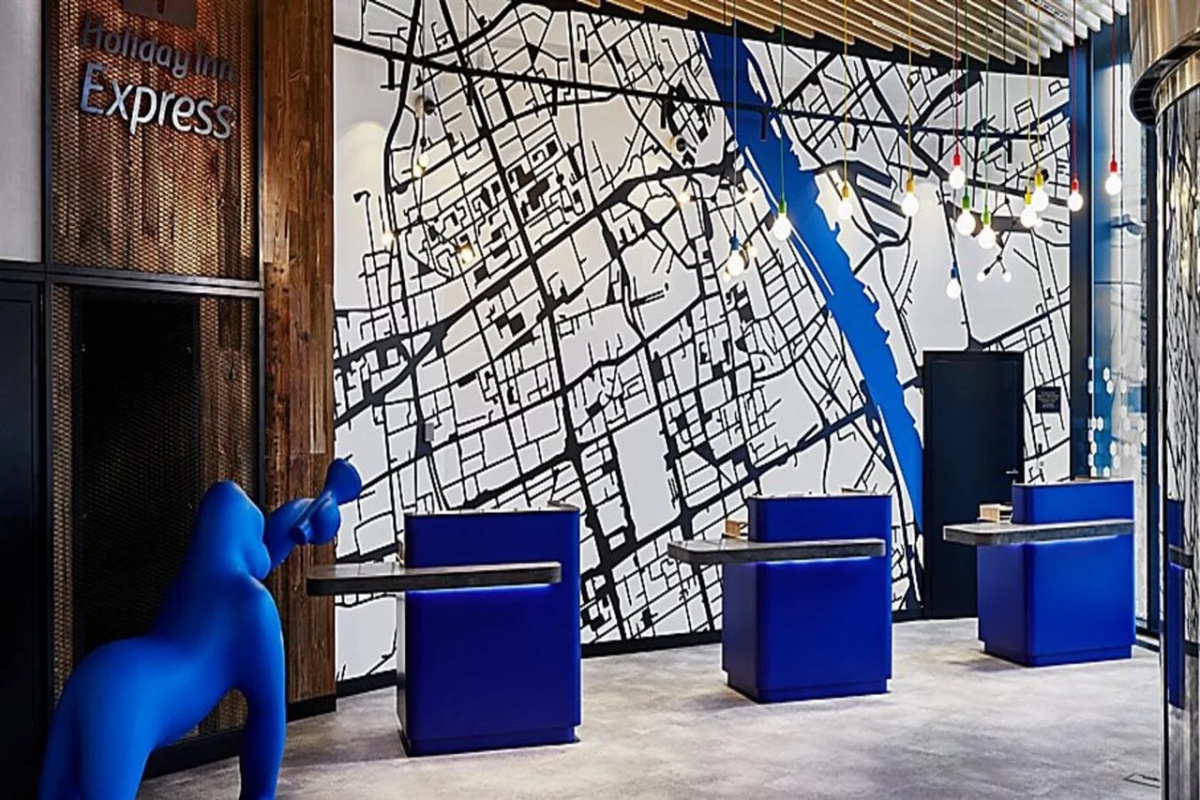 Holiday Inn Express Warsaw - The HUB by IHG