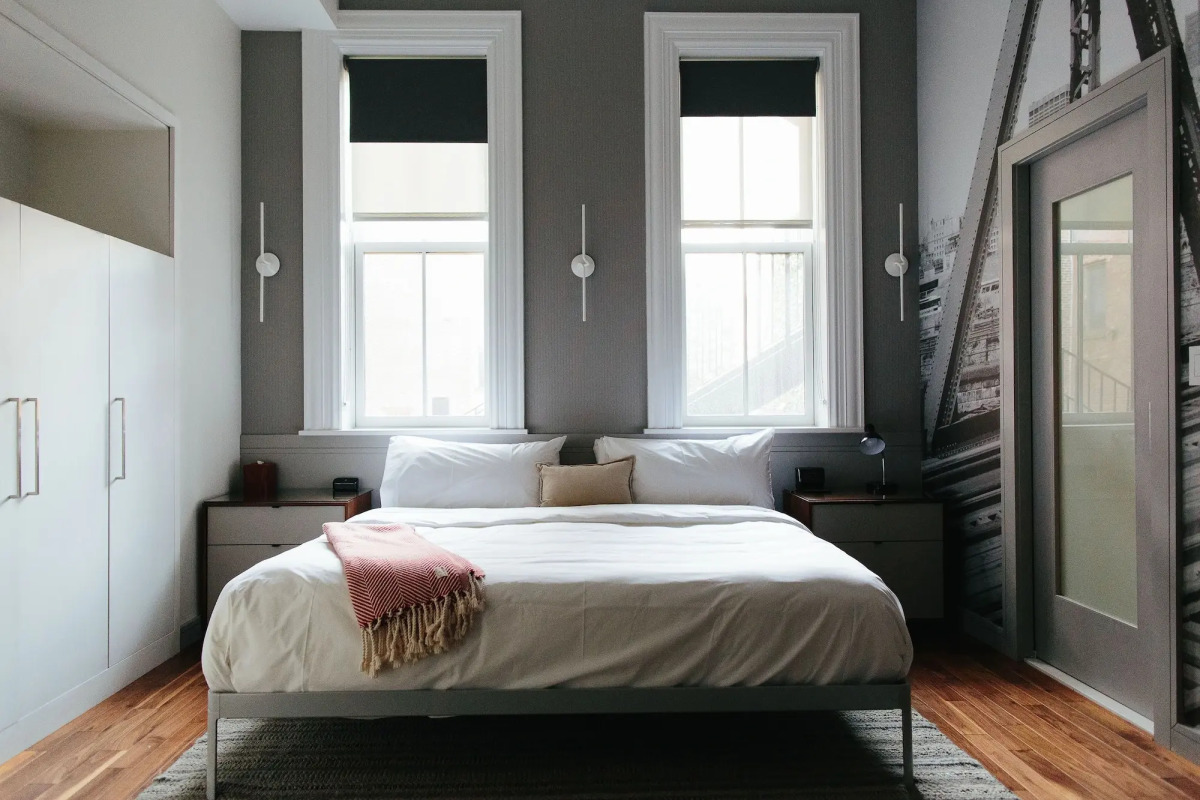 Отель The Revolution