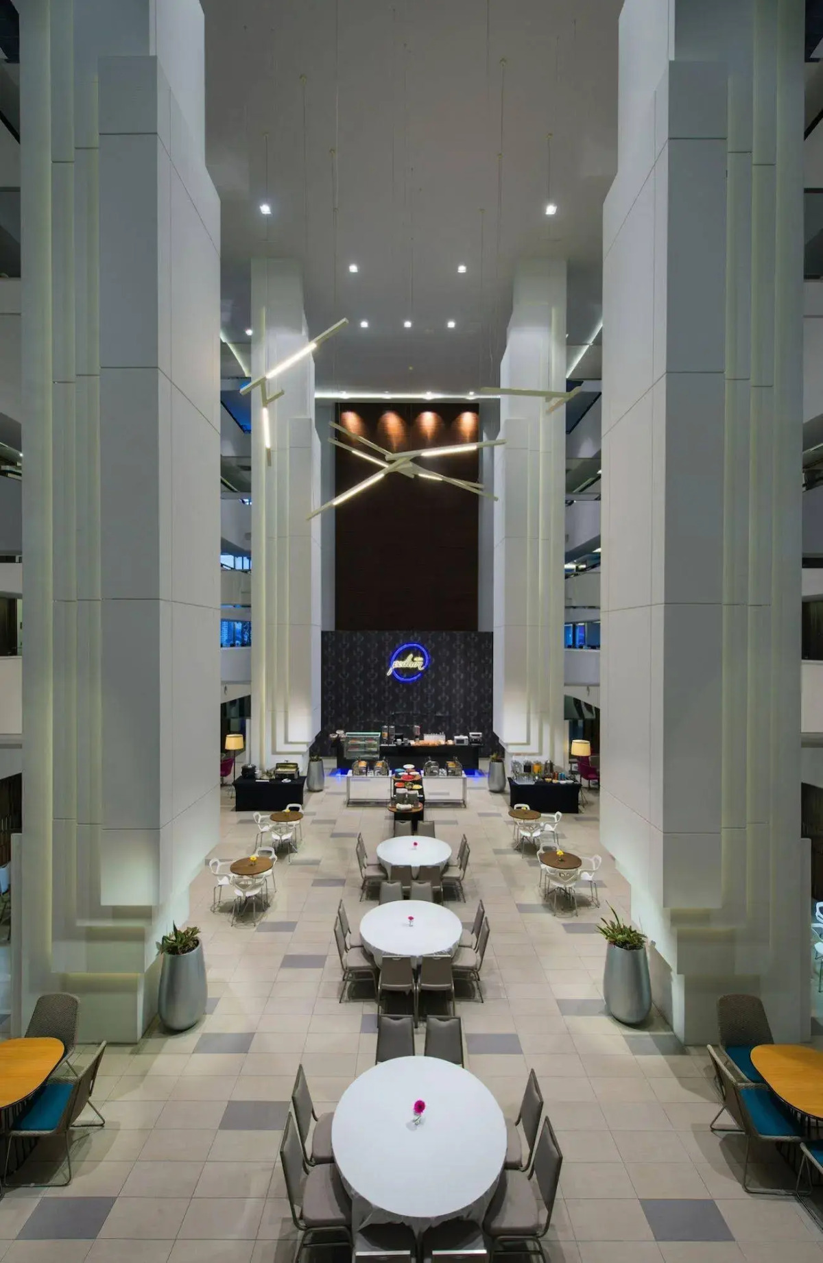 D'Majestic by Swiss Garden