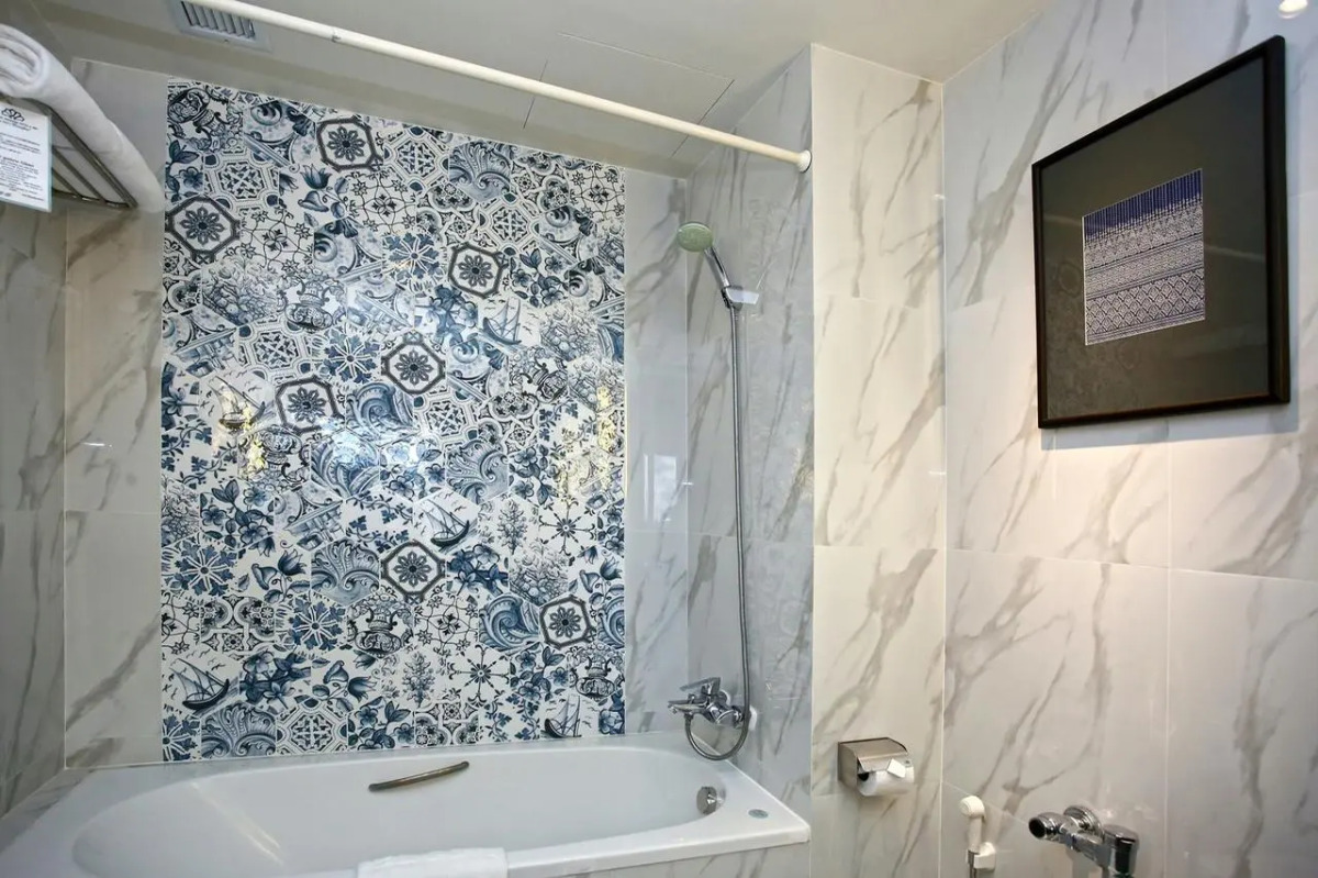 The Royal Paradise Hotel & Spa