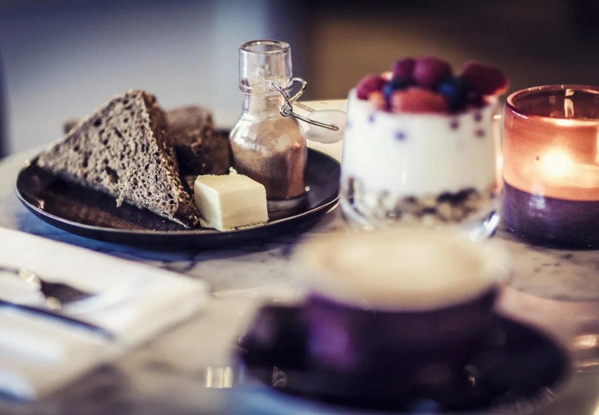 Carlton Square Hotel