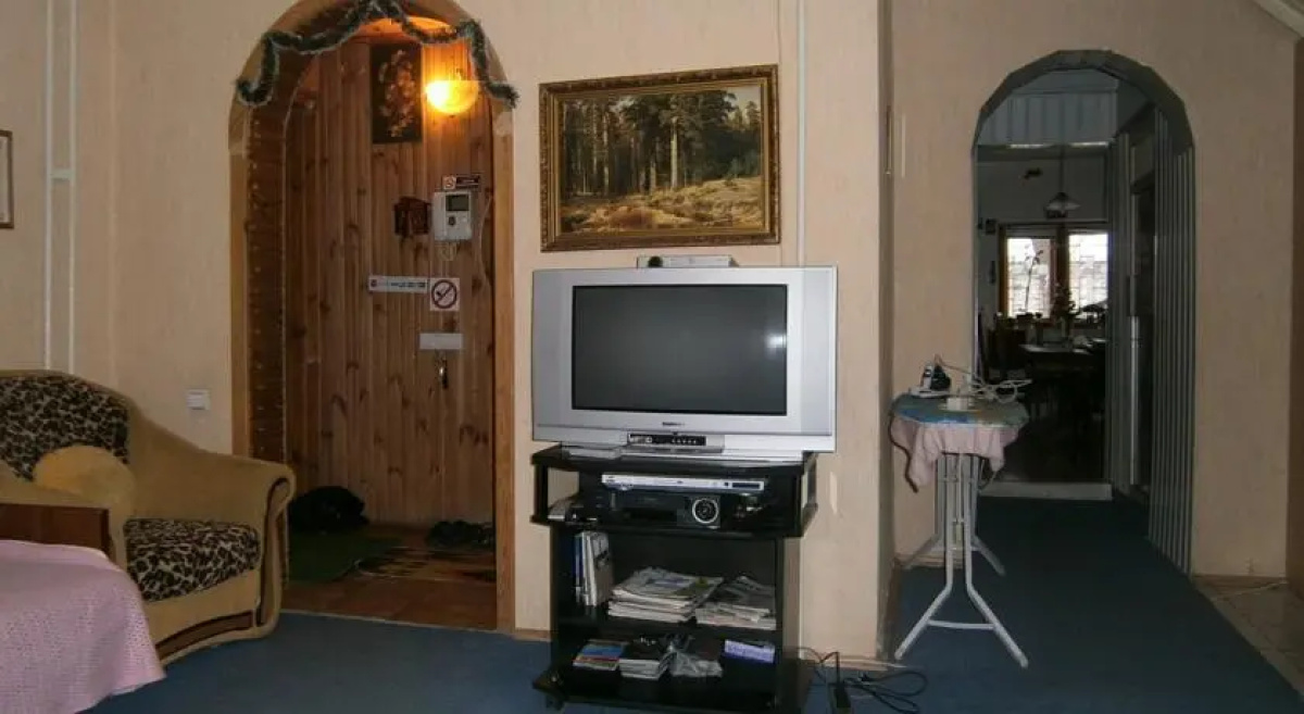Abrikos Hostel