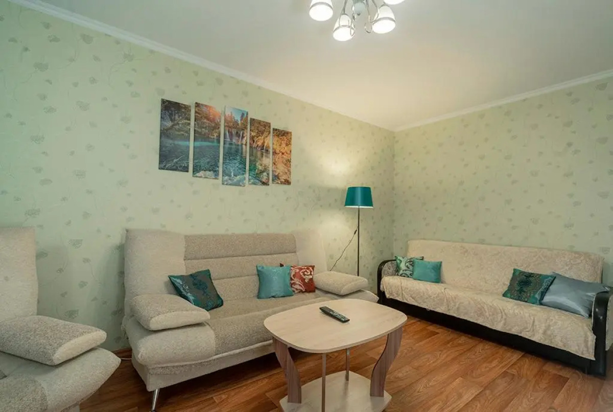 Пять звезд на Спортивная