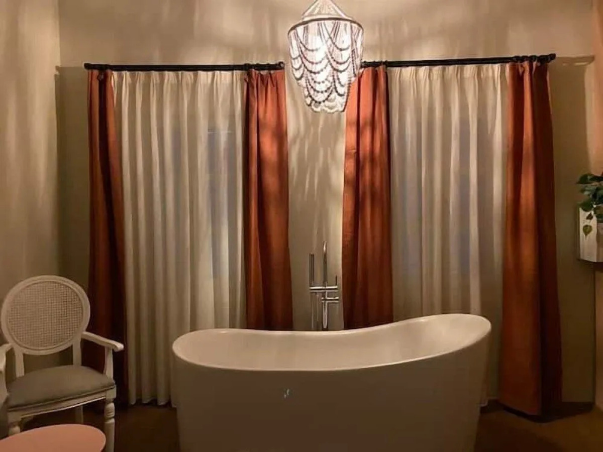 Noa's Boutique Hotel