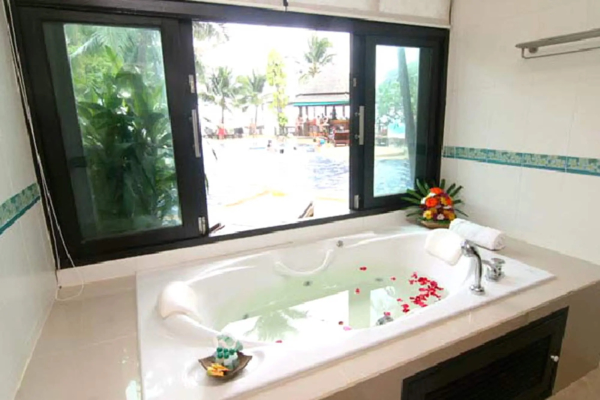 Sand Sea Beach Resort