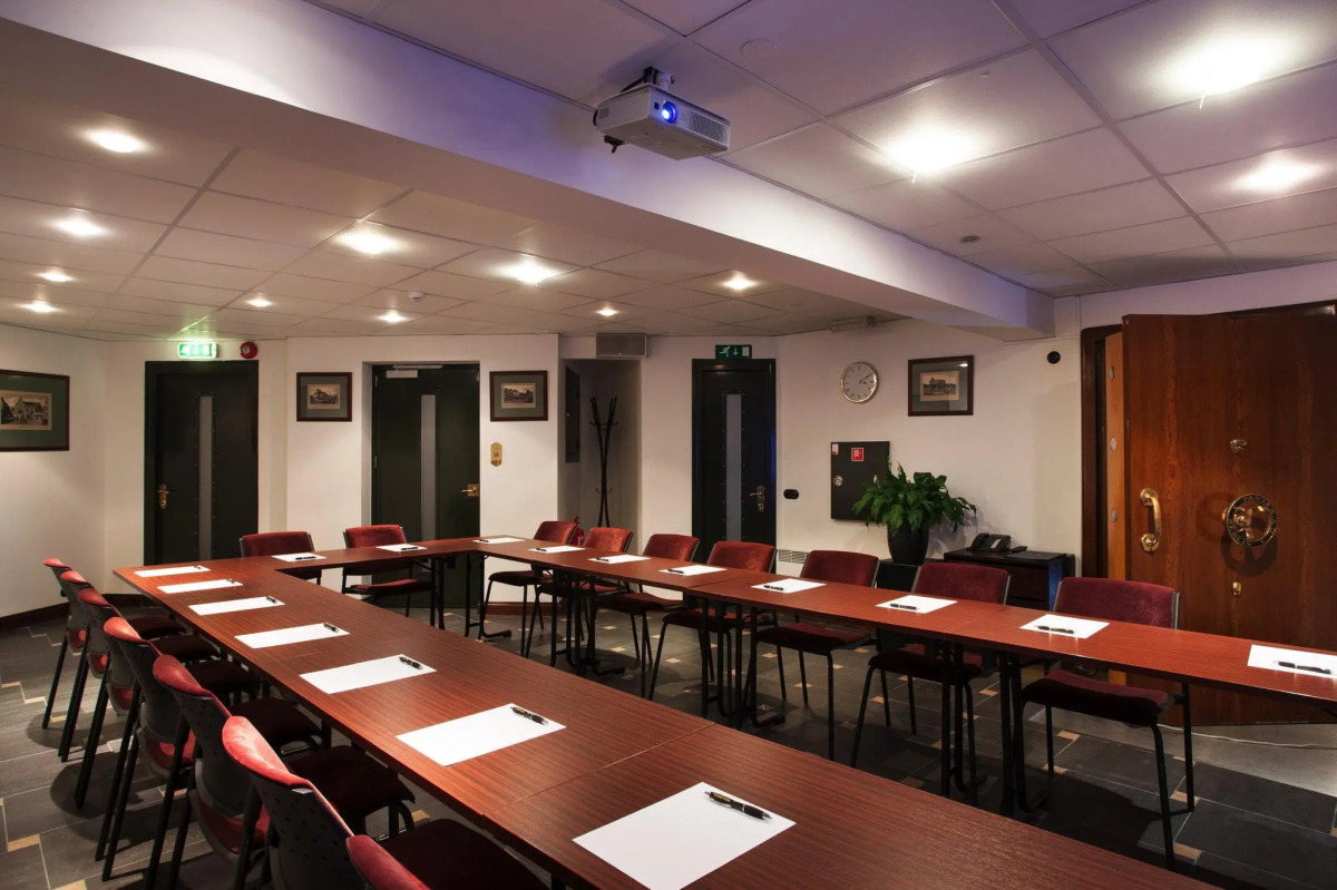 Отель Hestia Barons Старый город