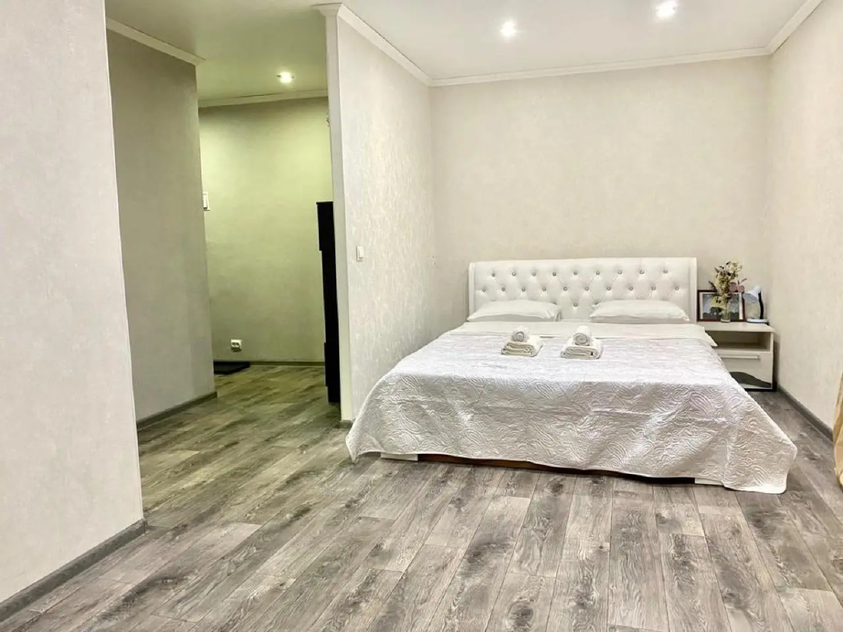 Апартаменты на проспекте 50 лет Октября 20