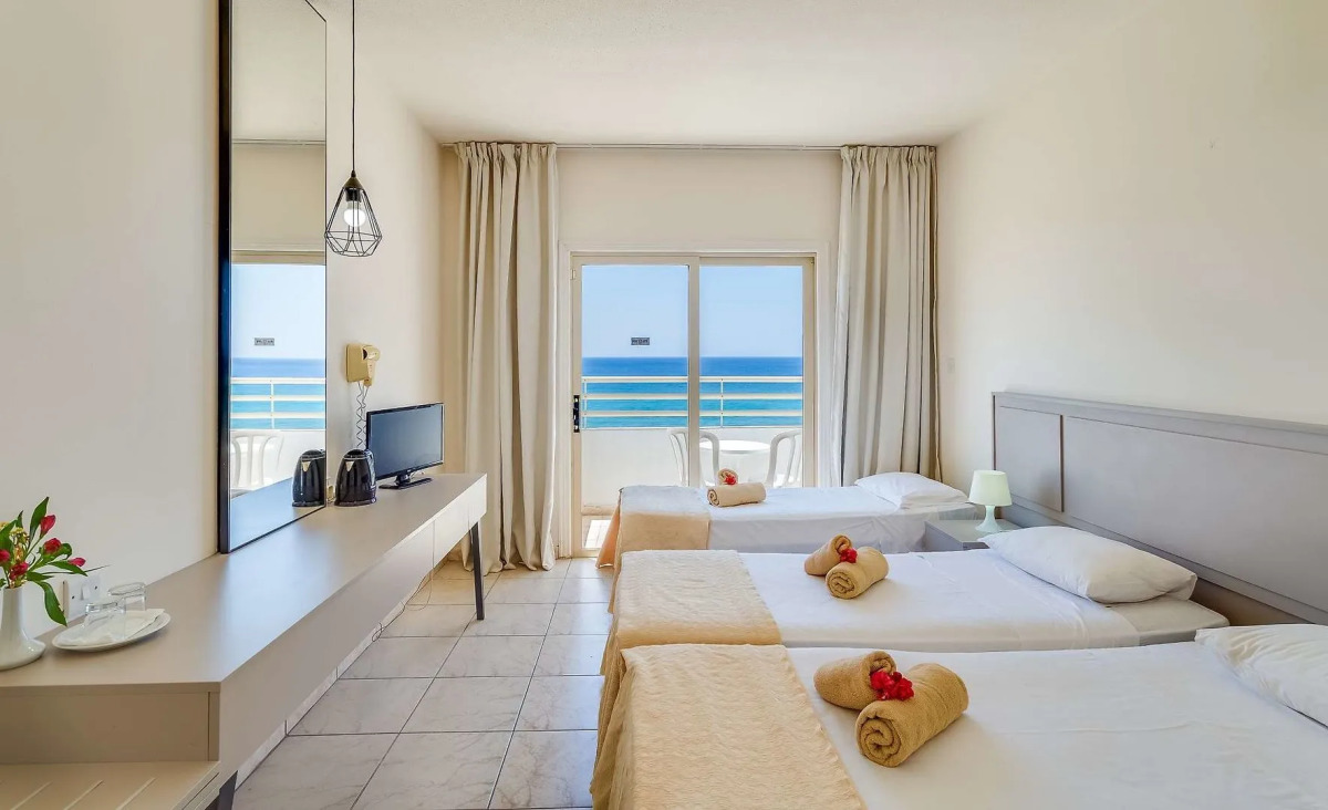 Piere Anne Beach Hotel