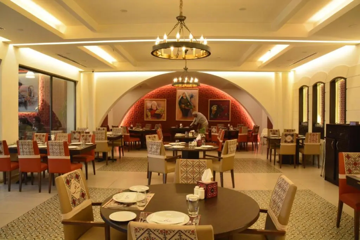 Saray Hotel