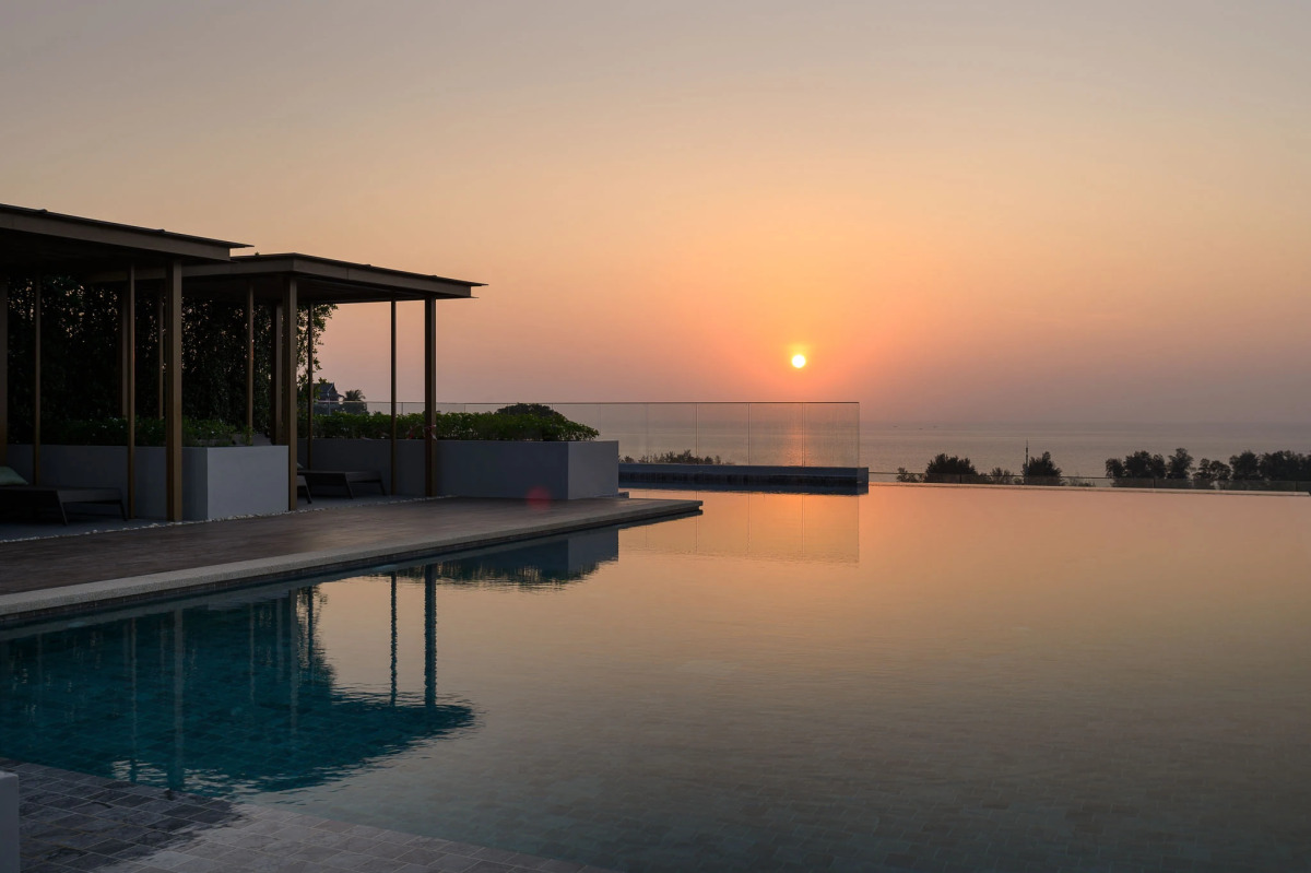 Курортный отель MIDA Grande Resort Phuket