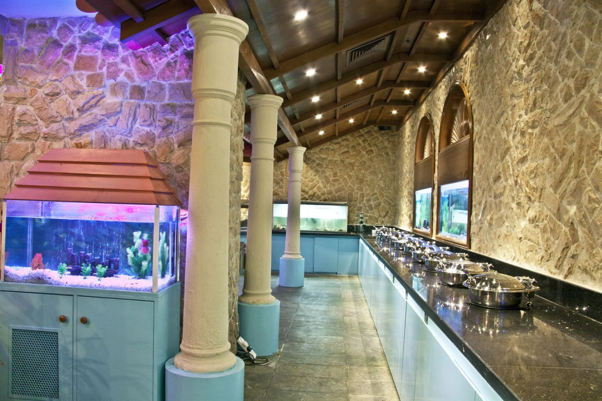 Отель Regent Palace Hotel