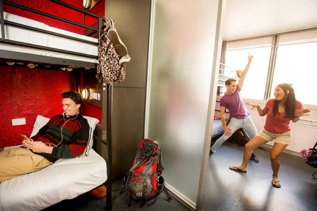 Space Hotel - Hostel