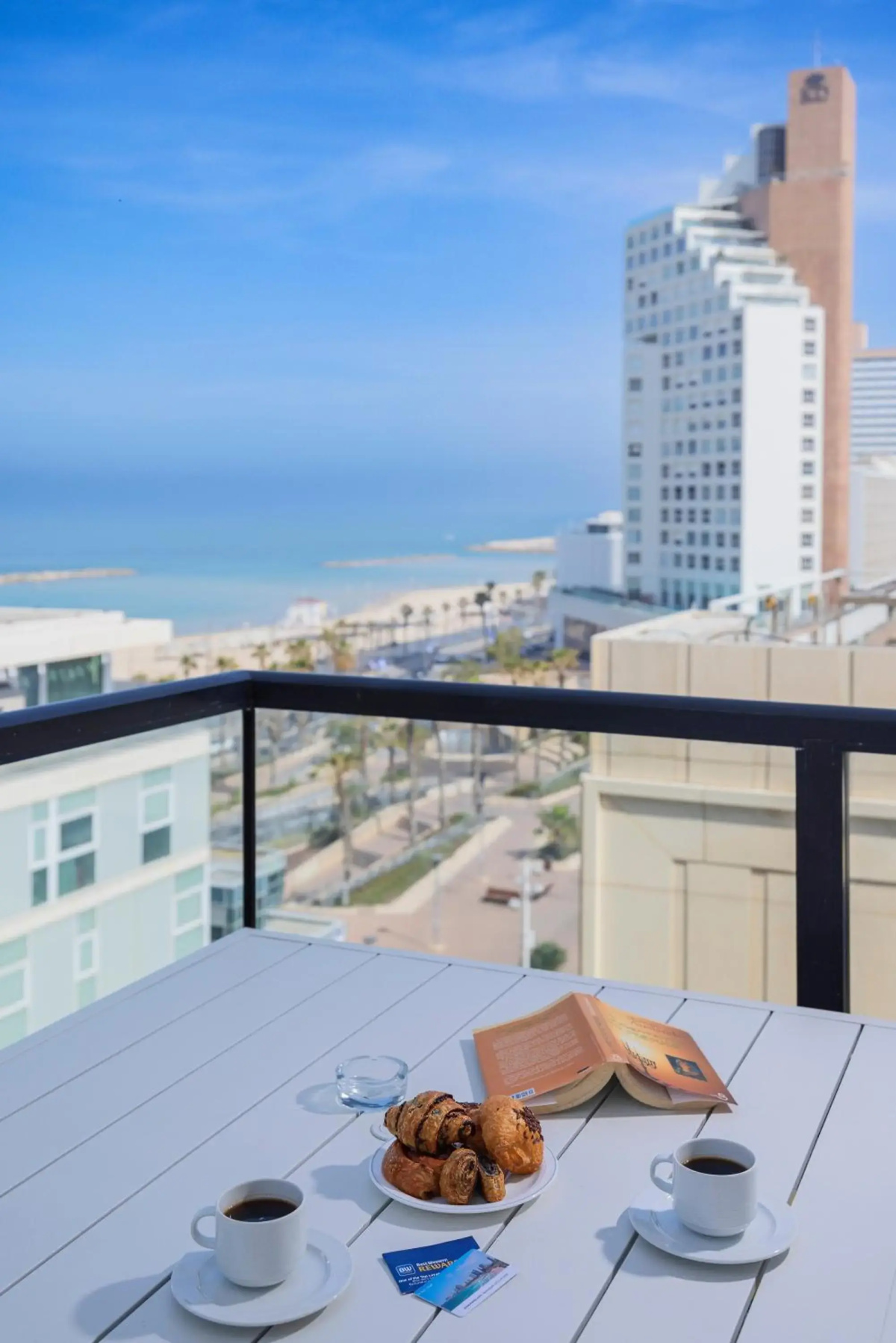 Best Western Regency Suites