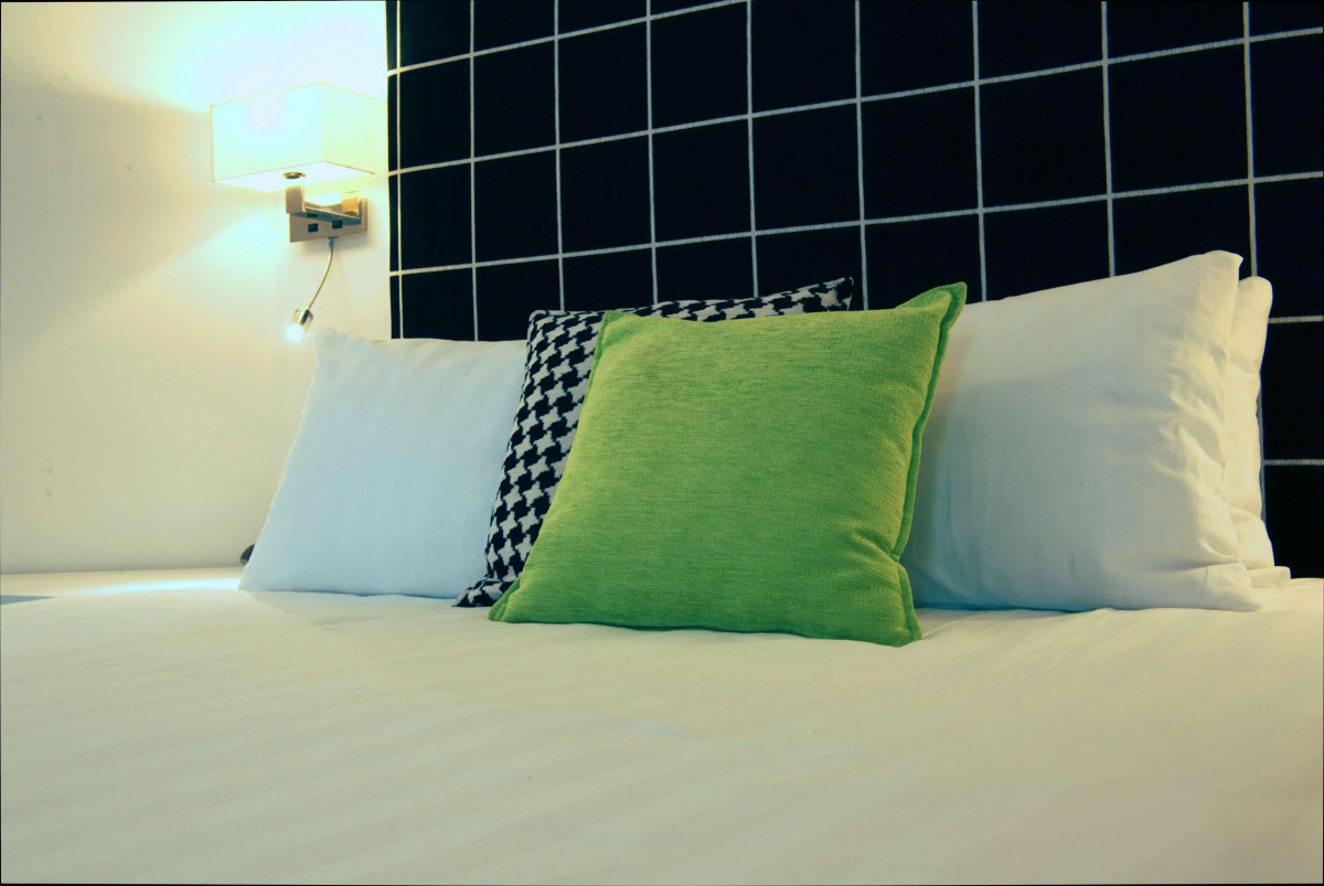 Best Western Regency Suites