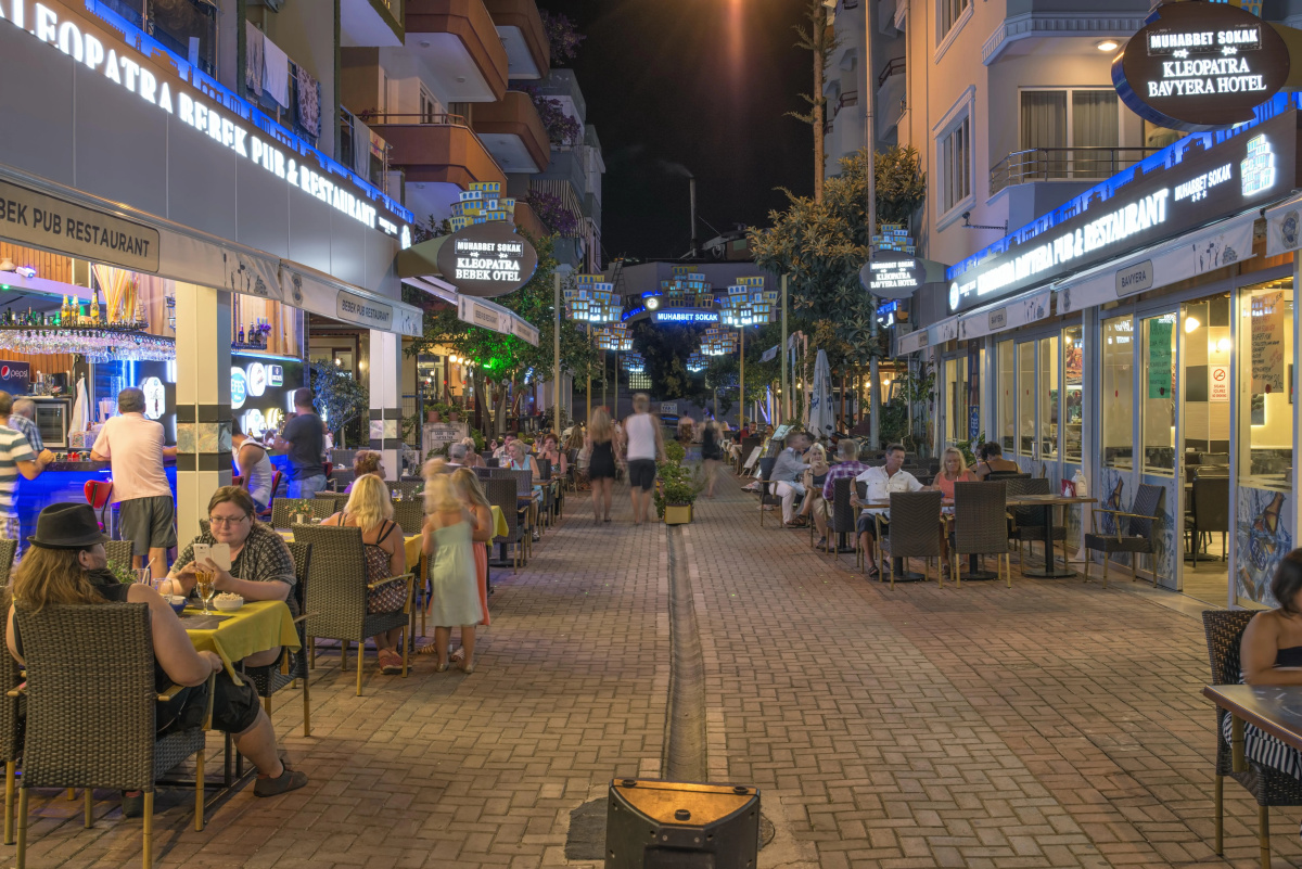 Kleopatra Bebek Hotel
