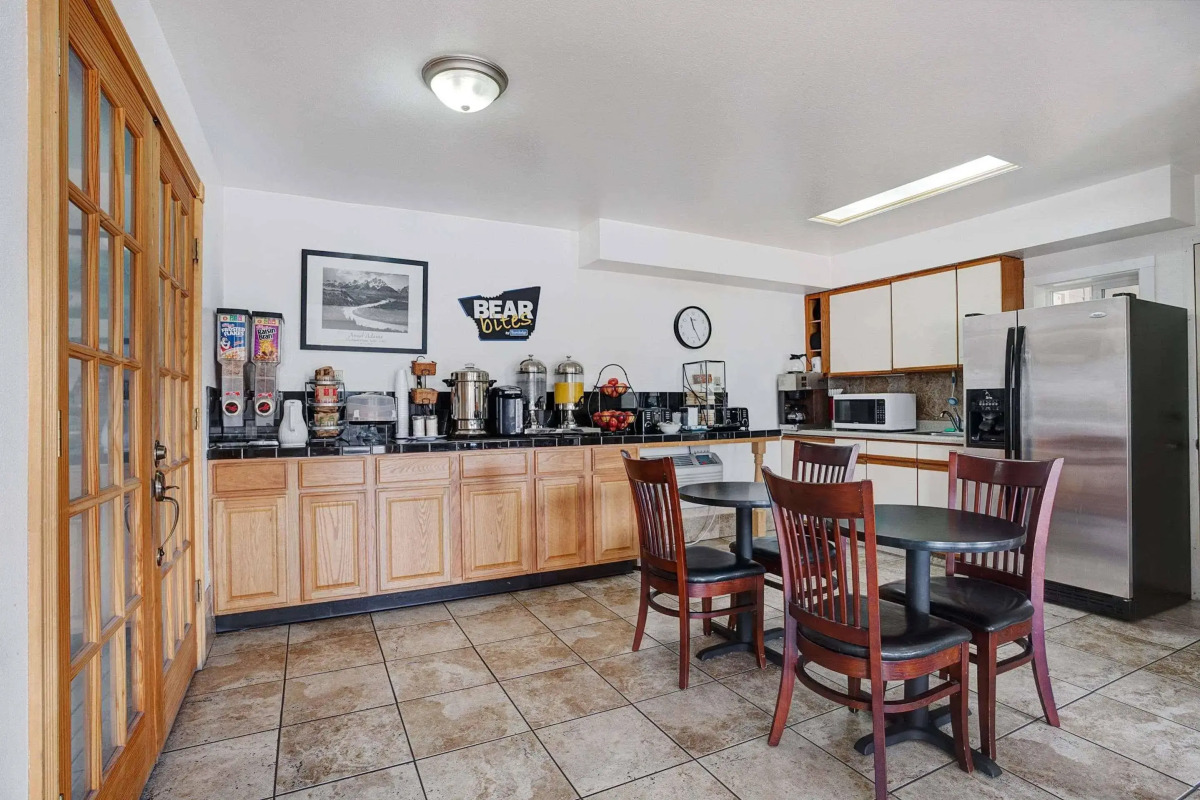 Travelodge by Wyndham Seattle North of Downtown