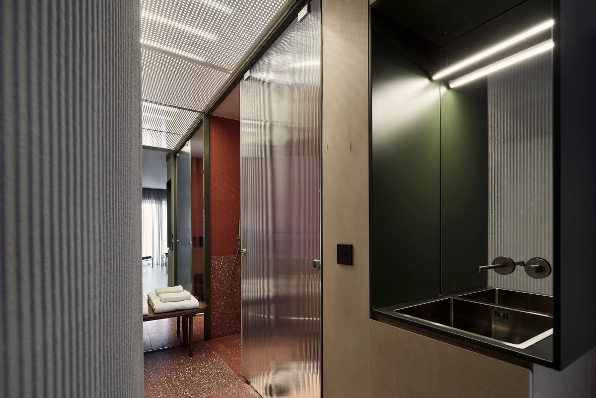 The Newel Metaxourgeio