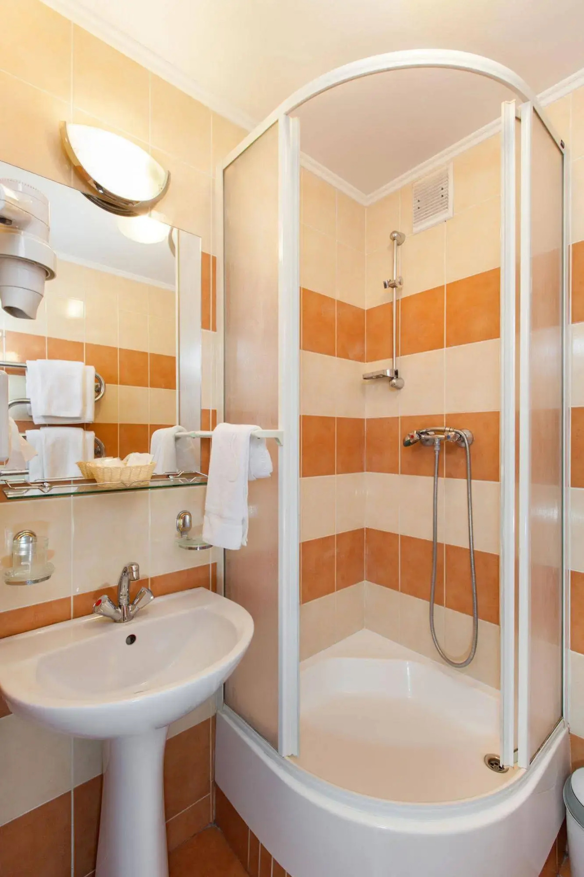 Гостиница «Спутник»