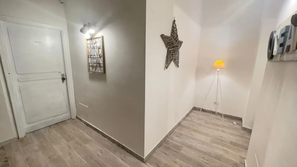 Cconforthotels R&B Gary House