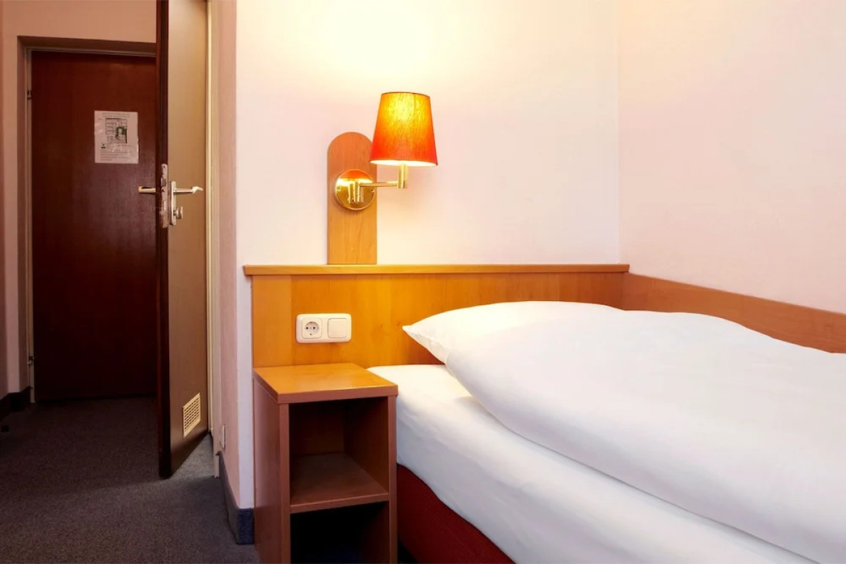 Smart Stay Hotel Schweiz (ex Hotel Schweiz)