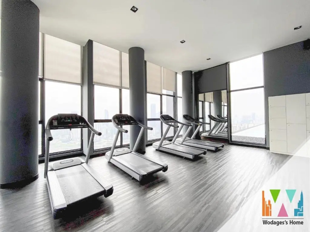 Expressionz KLCC by Wodages