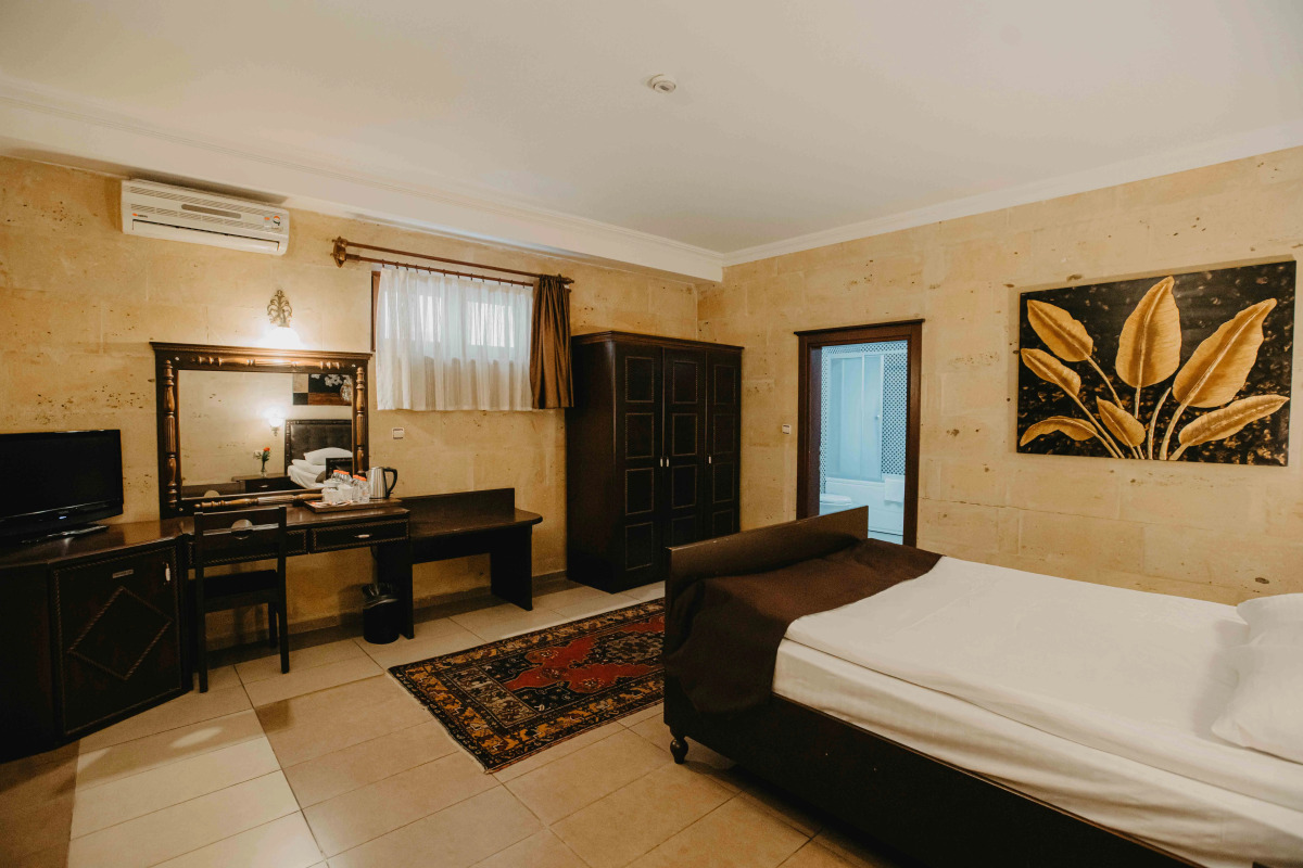 Royal Stone Houses - Goreme