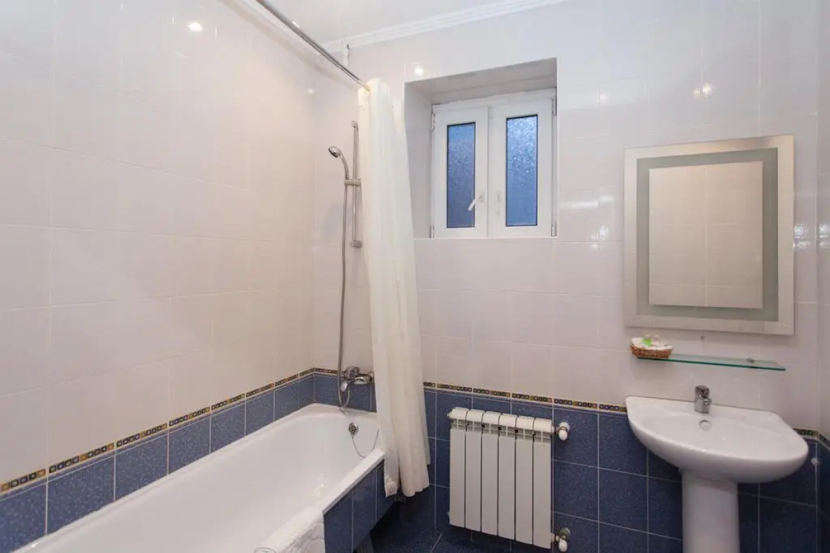 Отель Золотой Берег