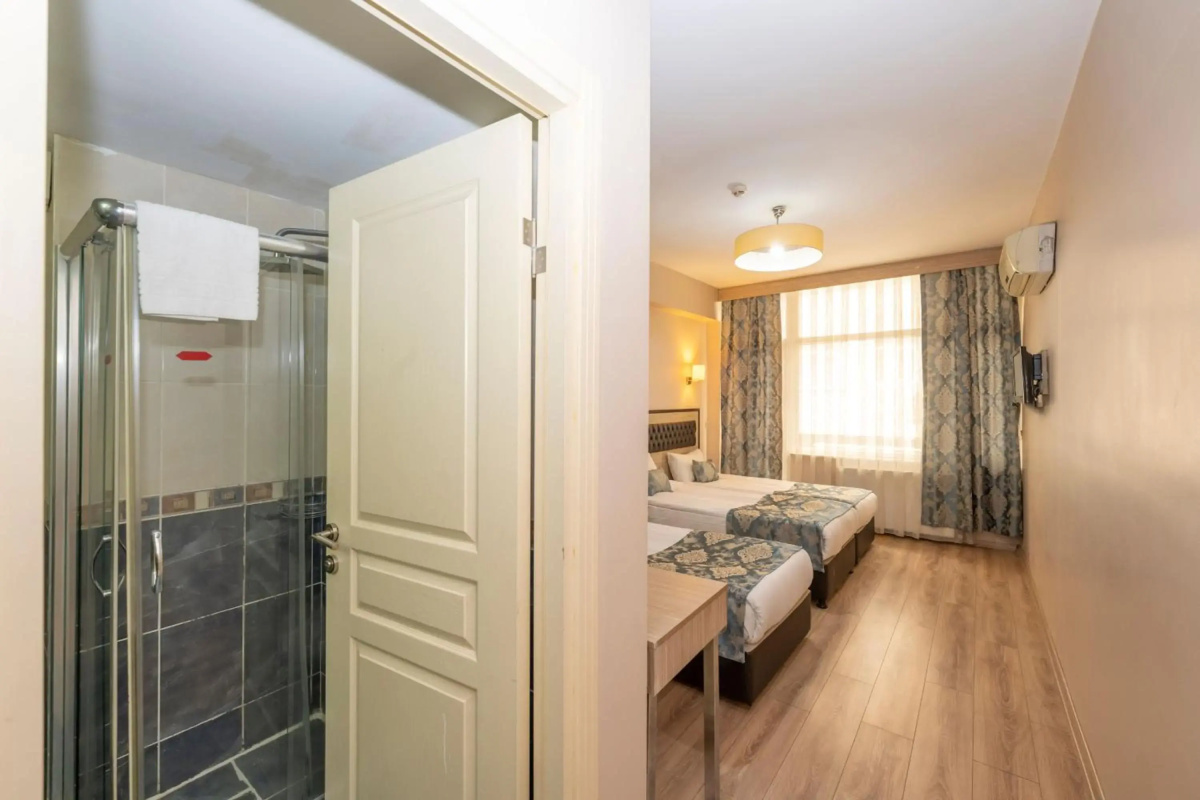 Tugra Hotel