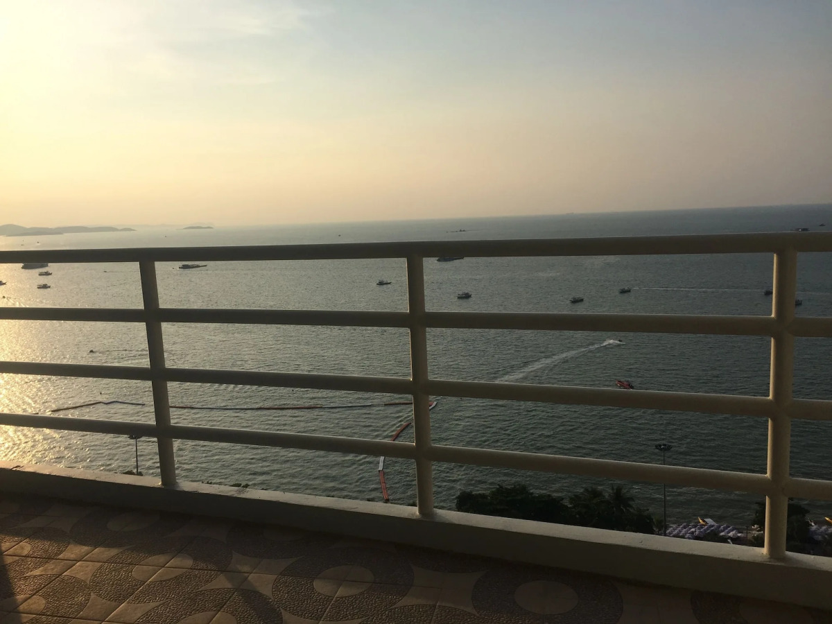 View Talay 6 Condominium by Honey