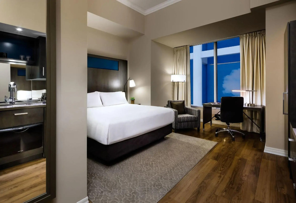 One King West Hotel & Residence