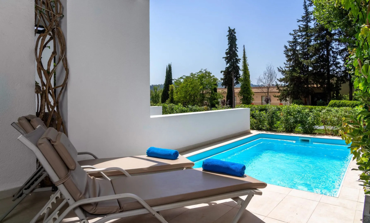 Kontokali Bay Resort & Spa