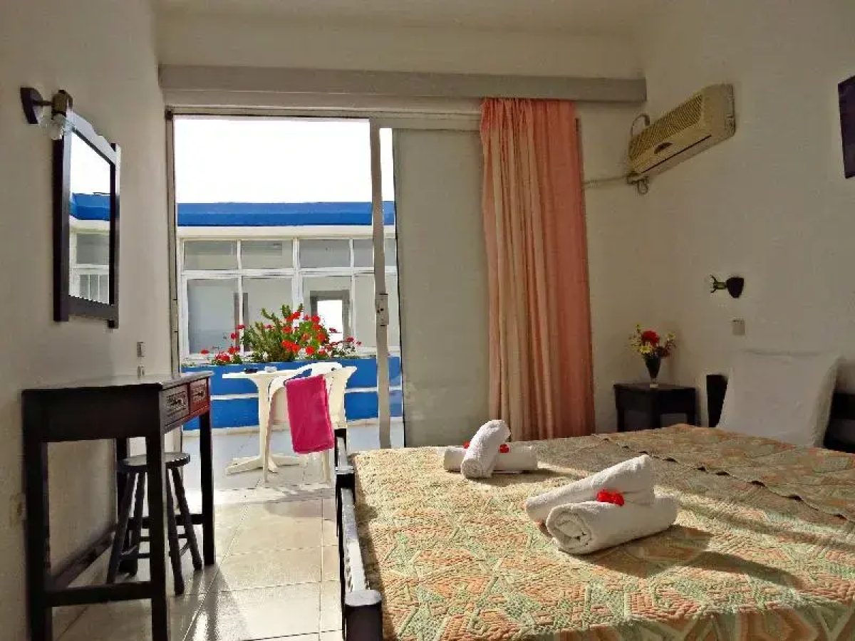 Notos Hotel