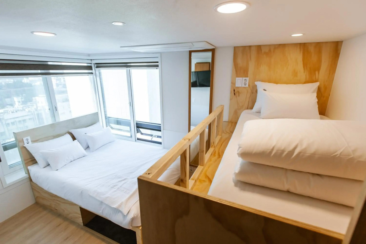 Step Inn Myeongdong 2 - Hostel