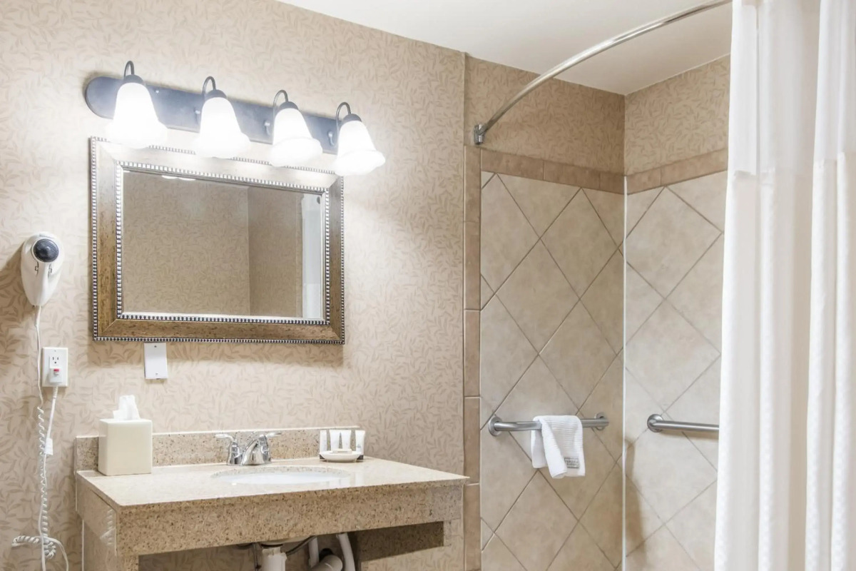 Red Lion Hotel Portland Airport