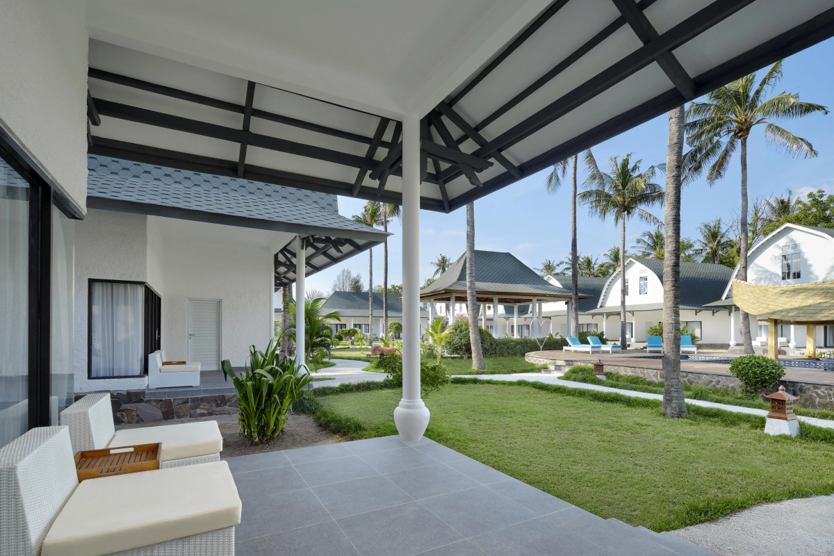 Jambuluwuk Oceano Resort Gili Trawangan