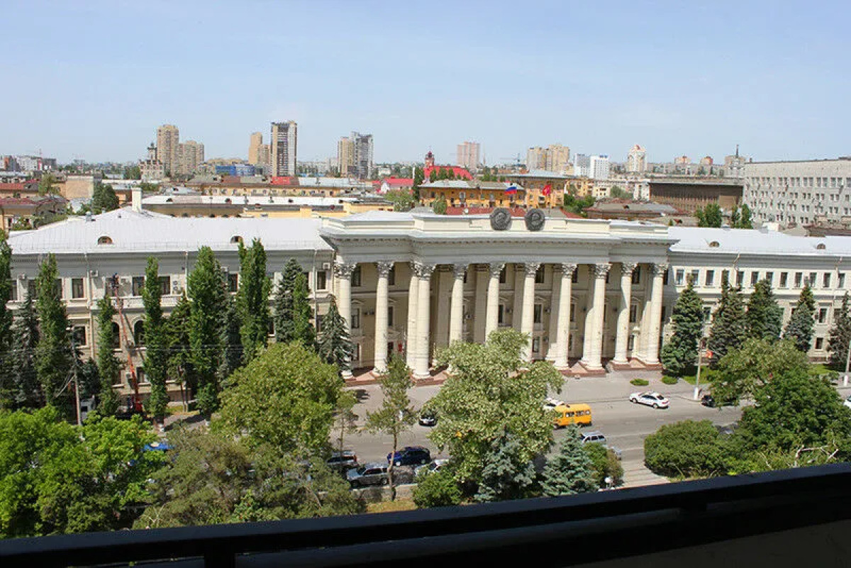 Саквояж на проспекте Ленина, 6