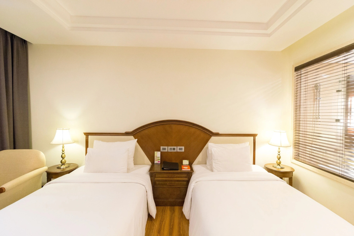 Sai Gon Ha Long Hotel