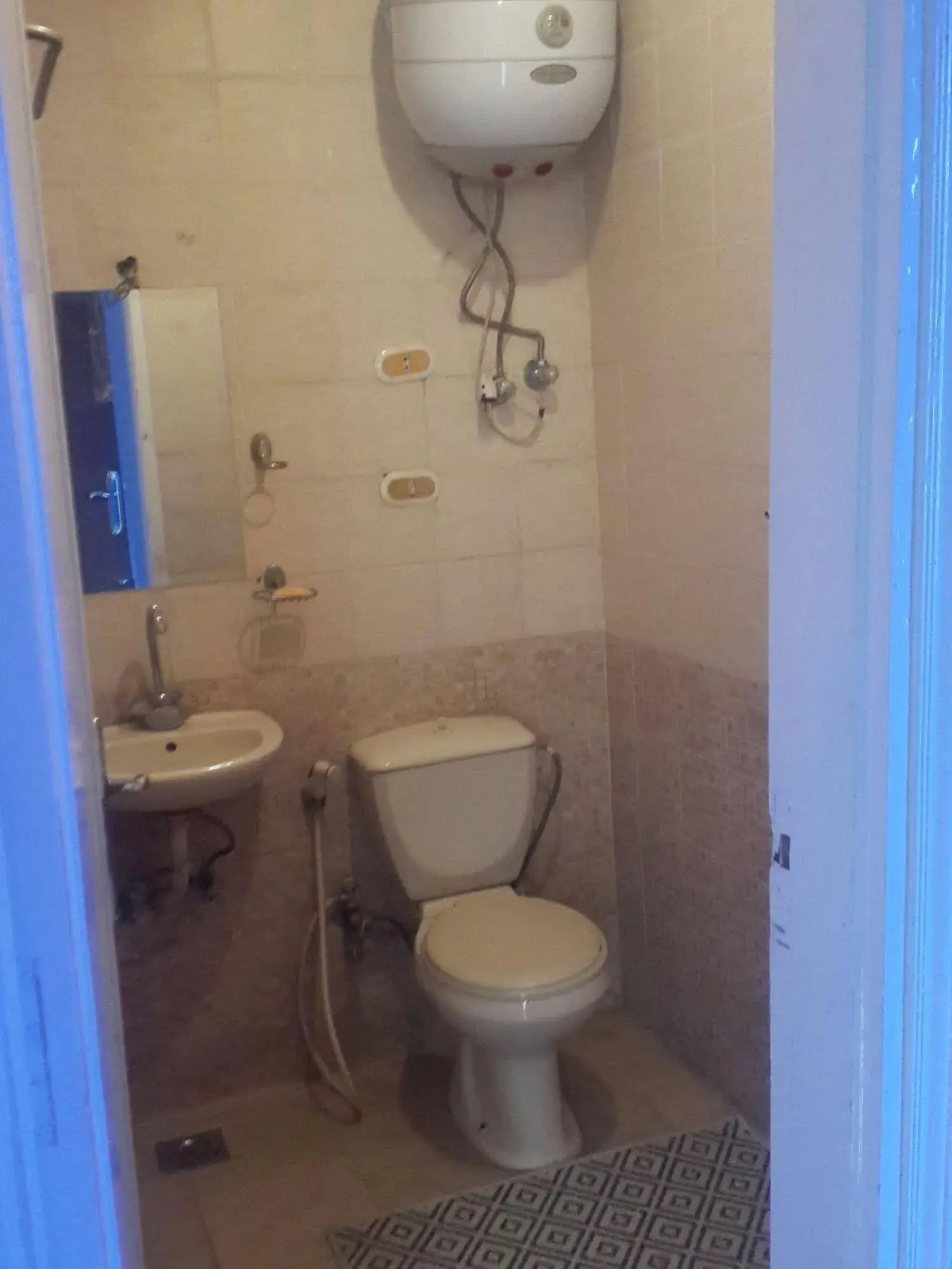 Pyramids Plateau Inn