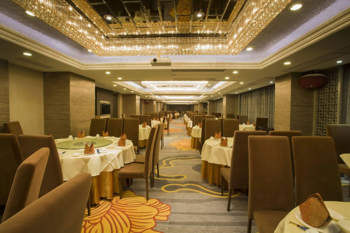 La Perle International Hotel - Free shuttle between hotel and Exhibition Center during Canton Fair & Exhibitor registration Counter