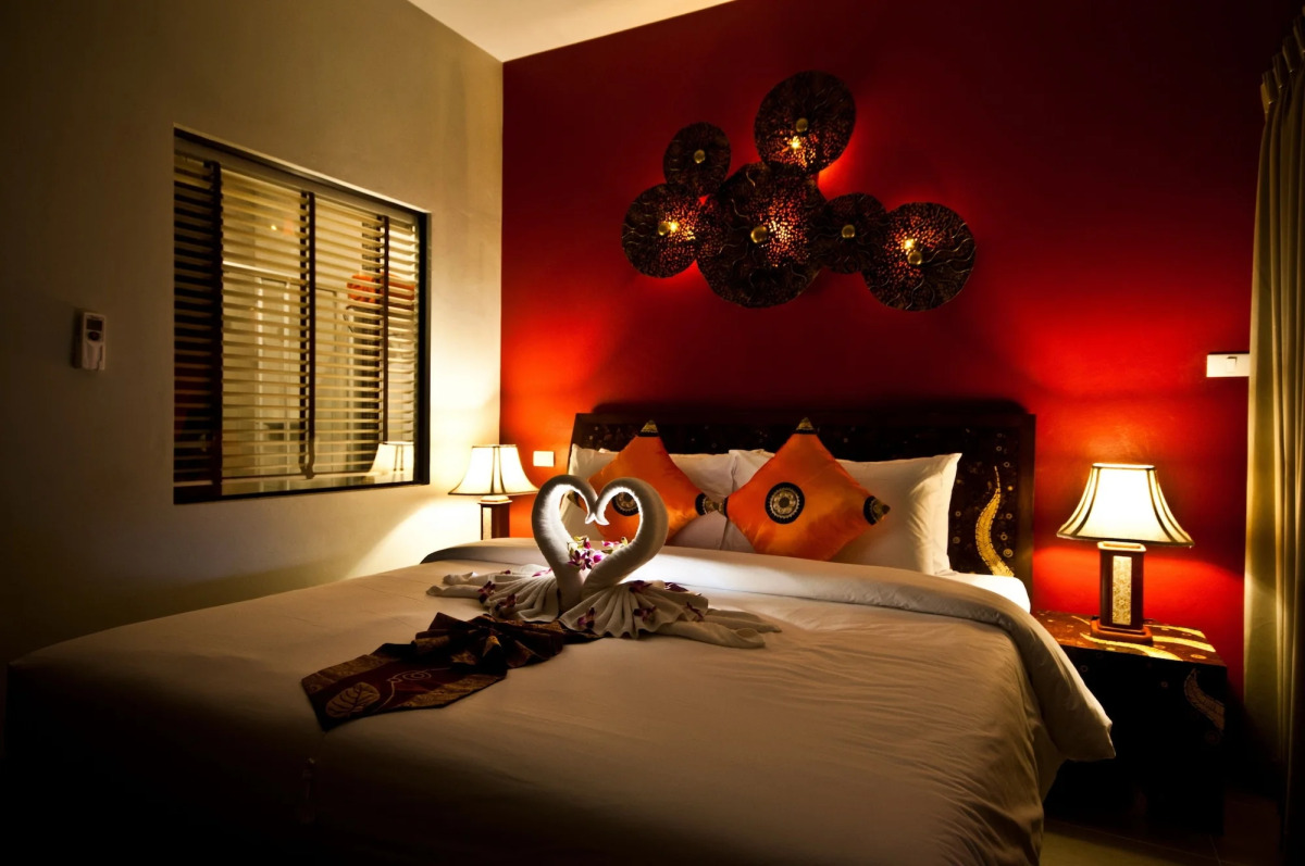 YouDee Hotel Patong (formerly Meir Jarr Hotel)