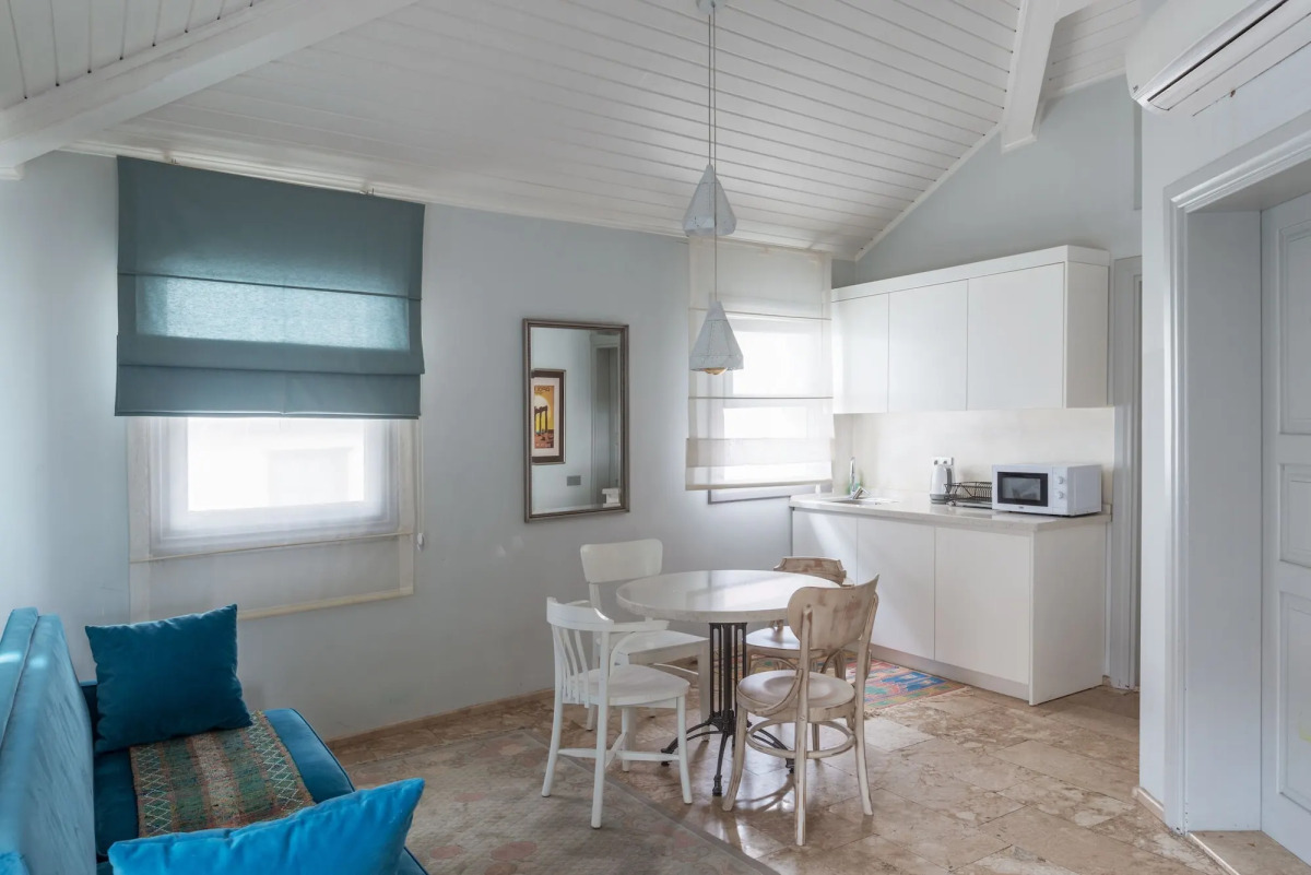 Delight Deluxe Hotel