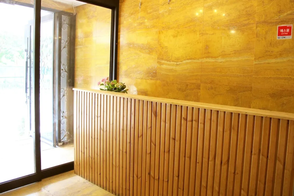 Mt Seorak the East Sea and Hot spring