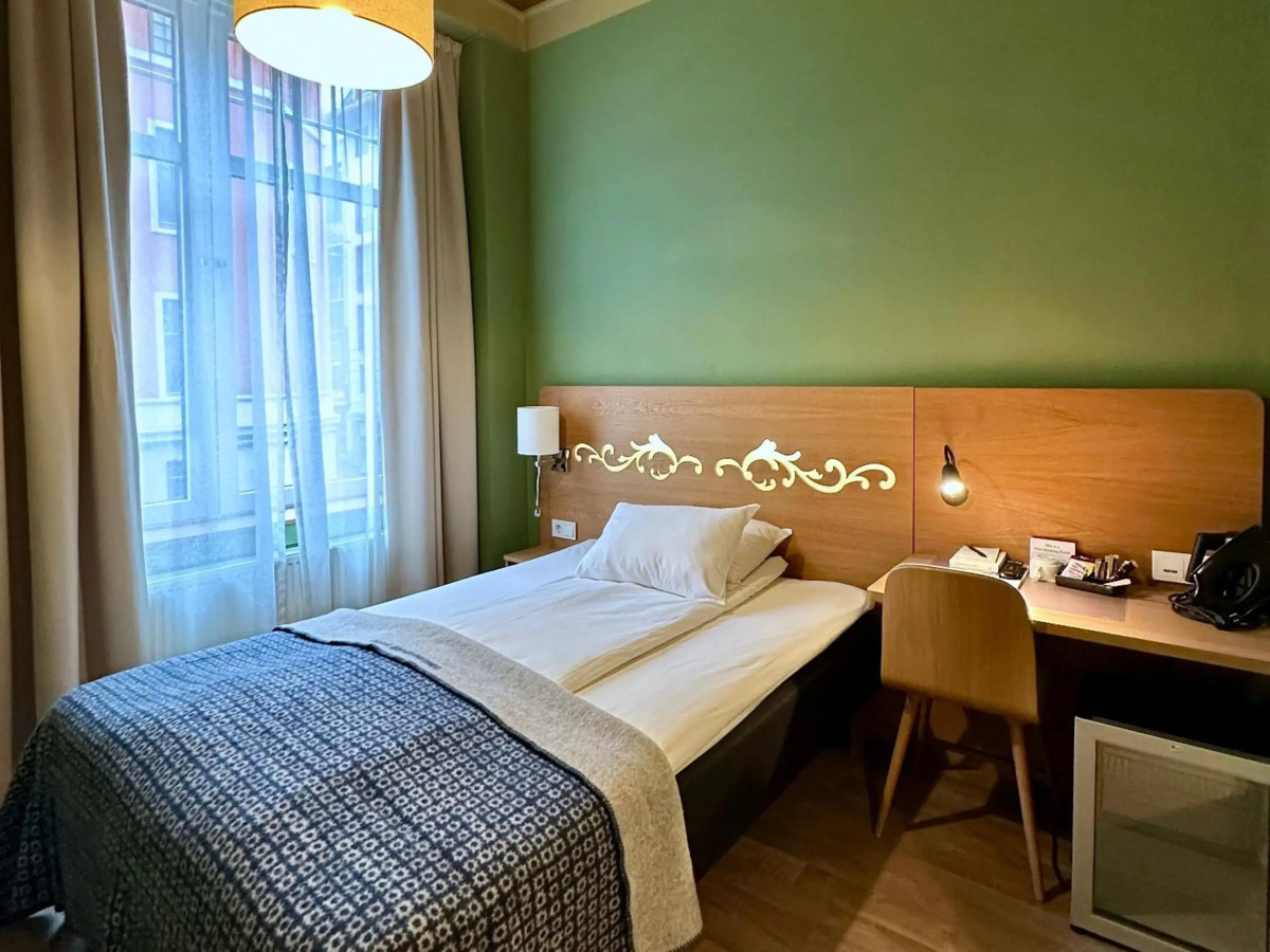 Отель The Dilly