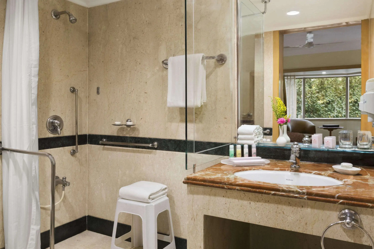 Ramada Plaza by Wyndham Palm Grove