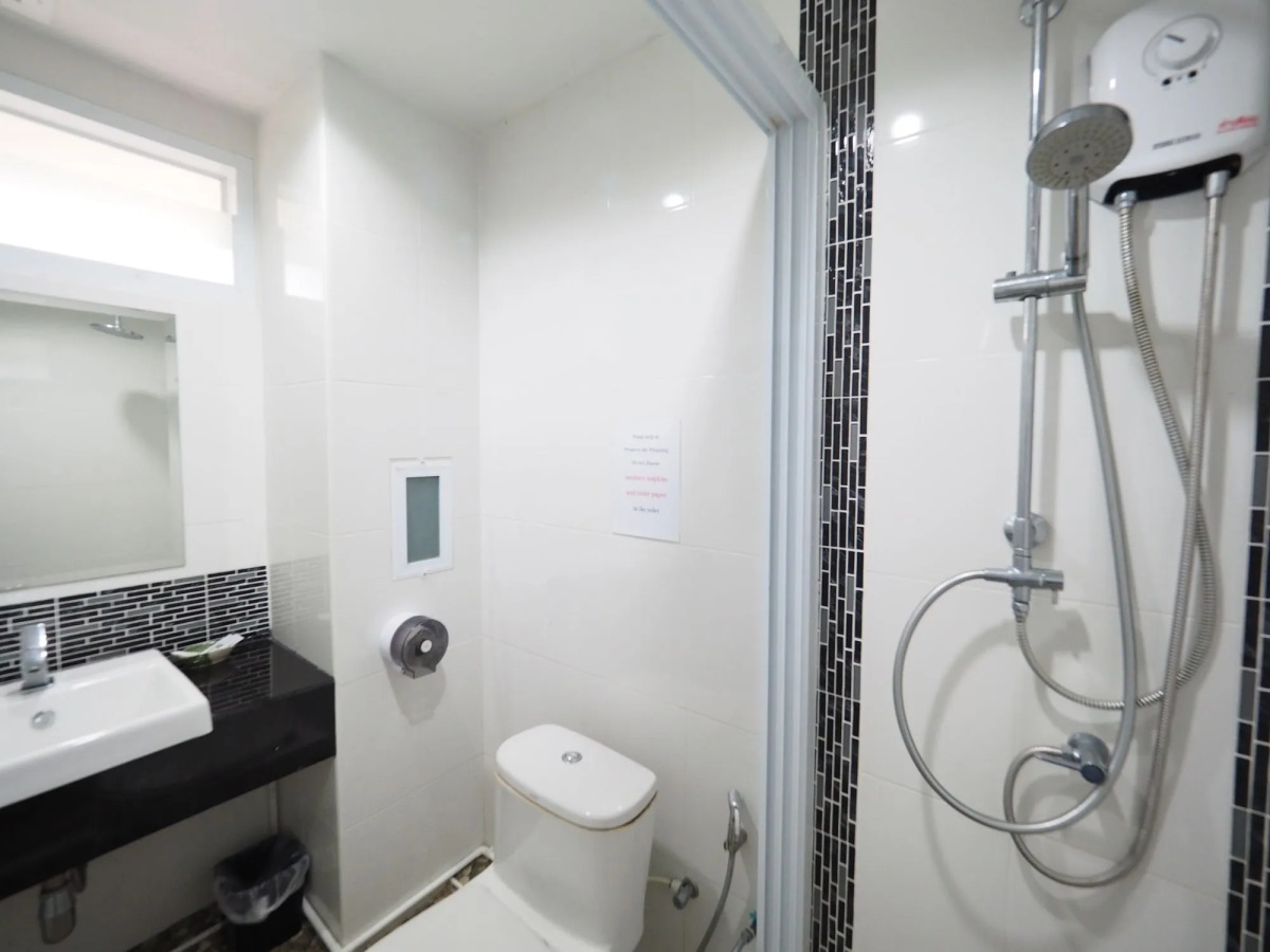 Lanta Fevrier Resort