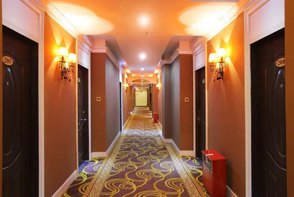 Yingfeng Business Hotel