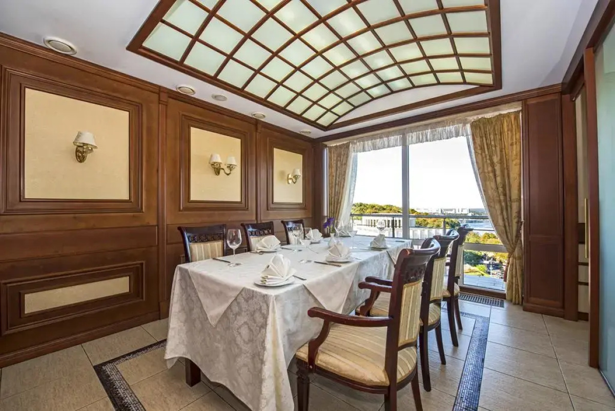 Гостиница «Днипро»